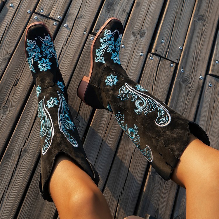 Plus Size High Cylinder Below The Knee Boots - Image 8
