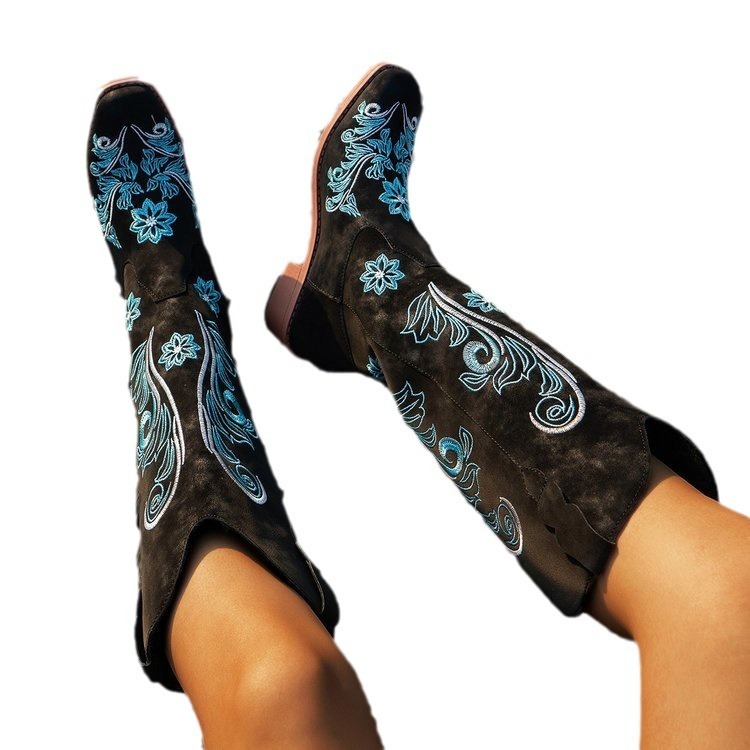 Plus Size High Cylinder Below The Knee Boots - Image 7